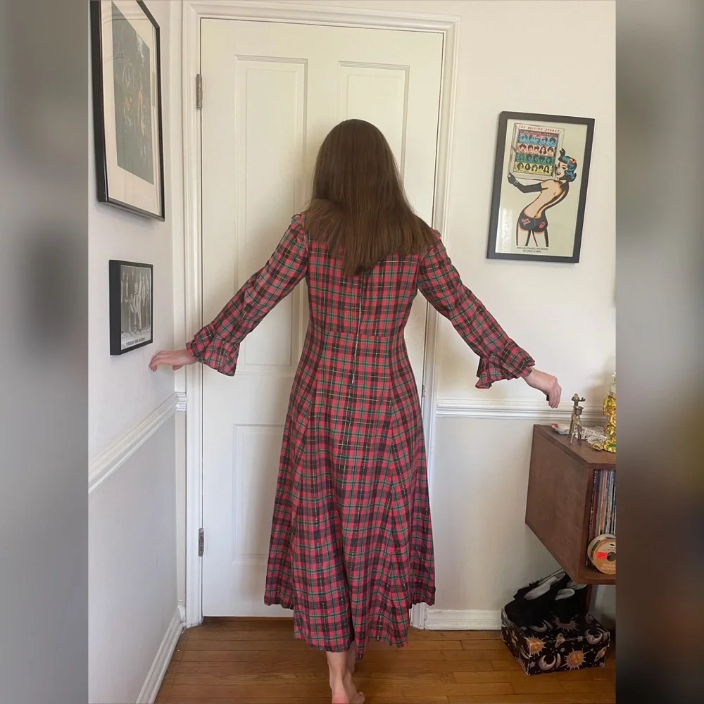 70s Vintage Volup Plus Size Plaid Prairie Holiday Dress - Picture 2 of 10